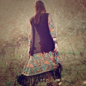 NWOT Embroidered, sheer kimono duster